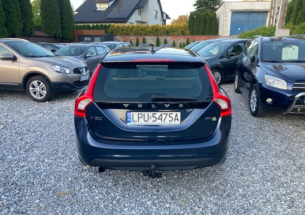 Volvo V60 cena 26900 przebieg: 250000, rok produkcji 2011 z Puławy małe 67